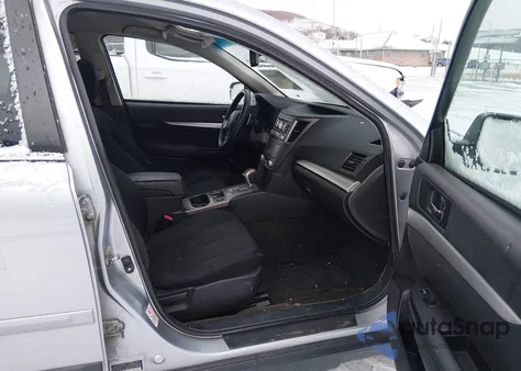 2012 Subaru Outback 2.5I Premium z USA, uszkodzony, nr VIN 4S4BRBCC2C3278400